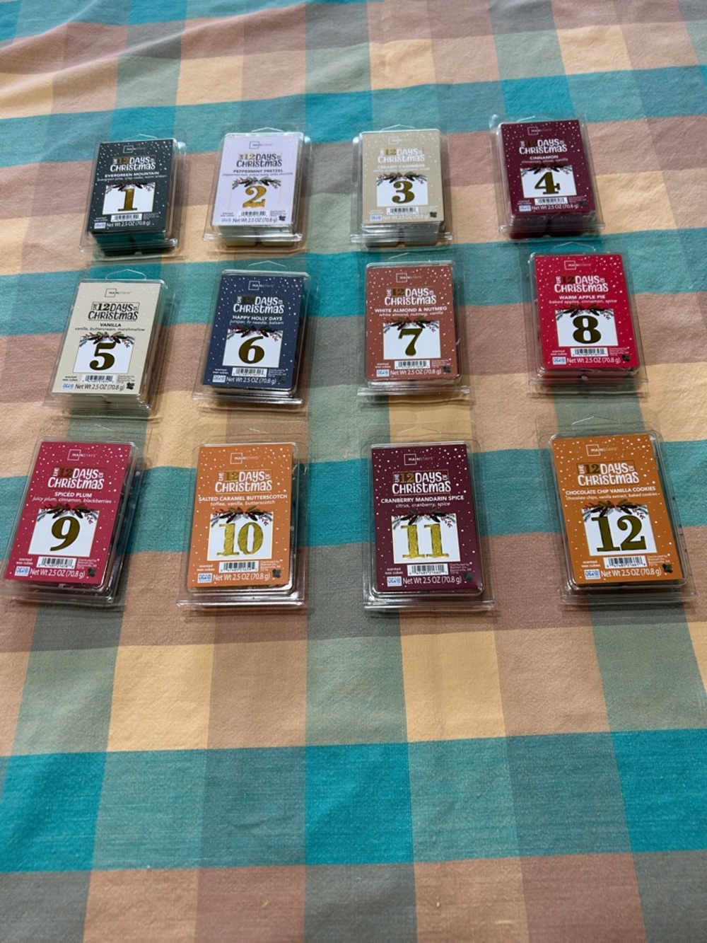 Mainstays Wax Melts The 12 Days of Christmas Bundle of 12 Packs Holiday Scented - Picture 9 of 9